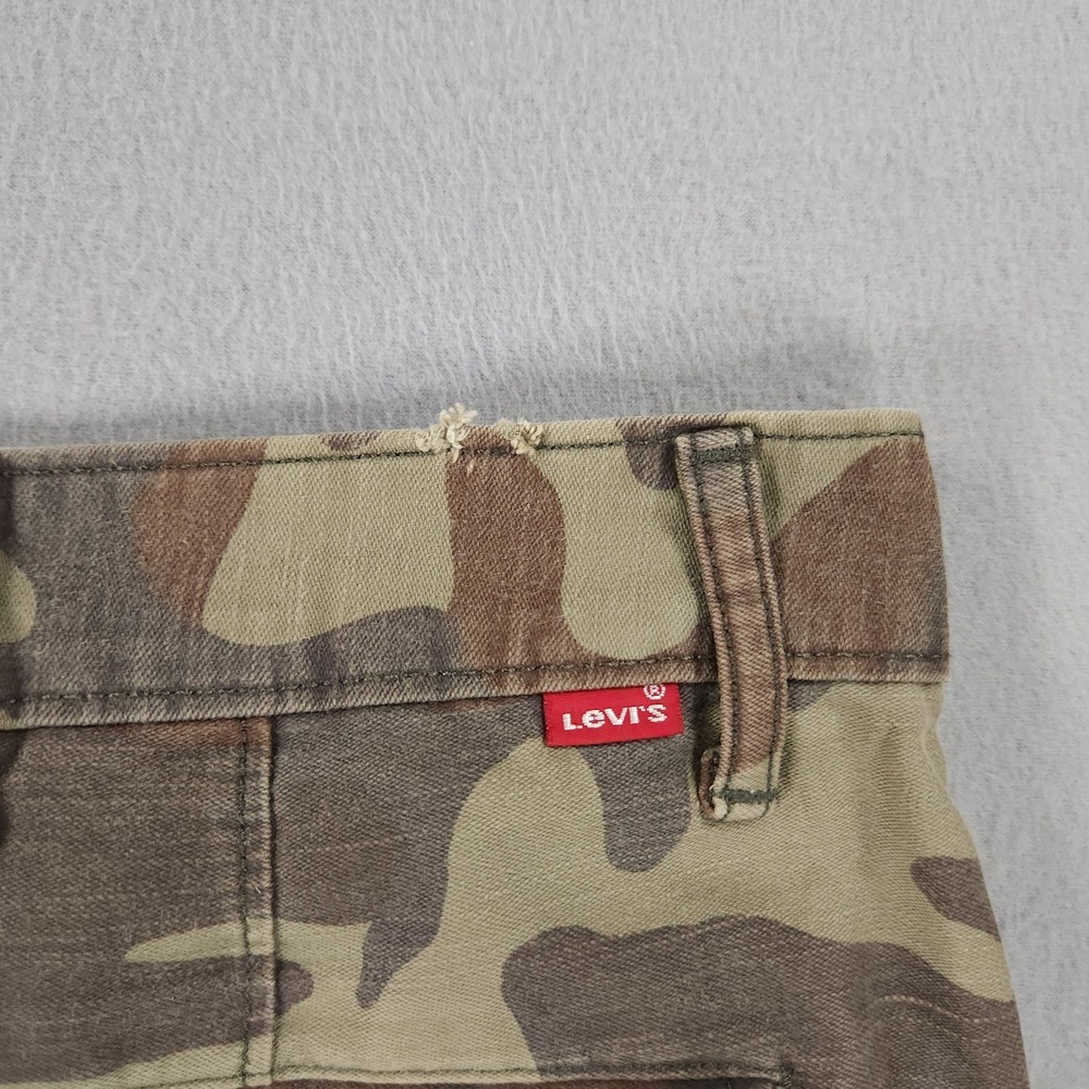 Levi's Camo Carrier Cargo Shorts Men's Size 40 Camouflage Military Style - Picture 12 of 12